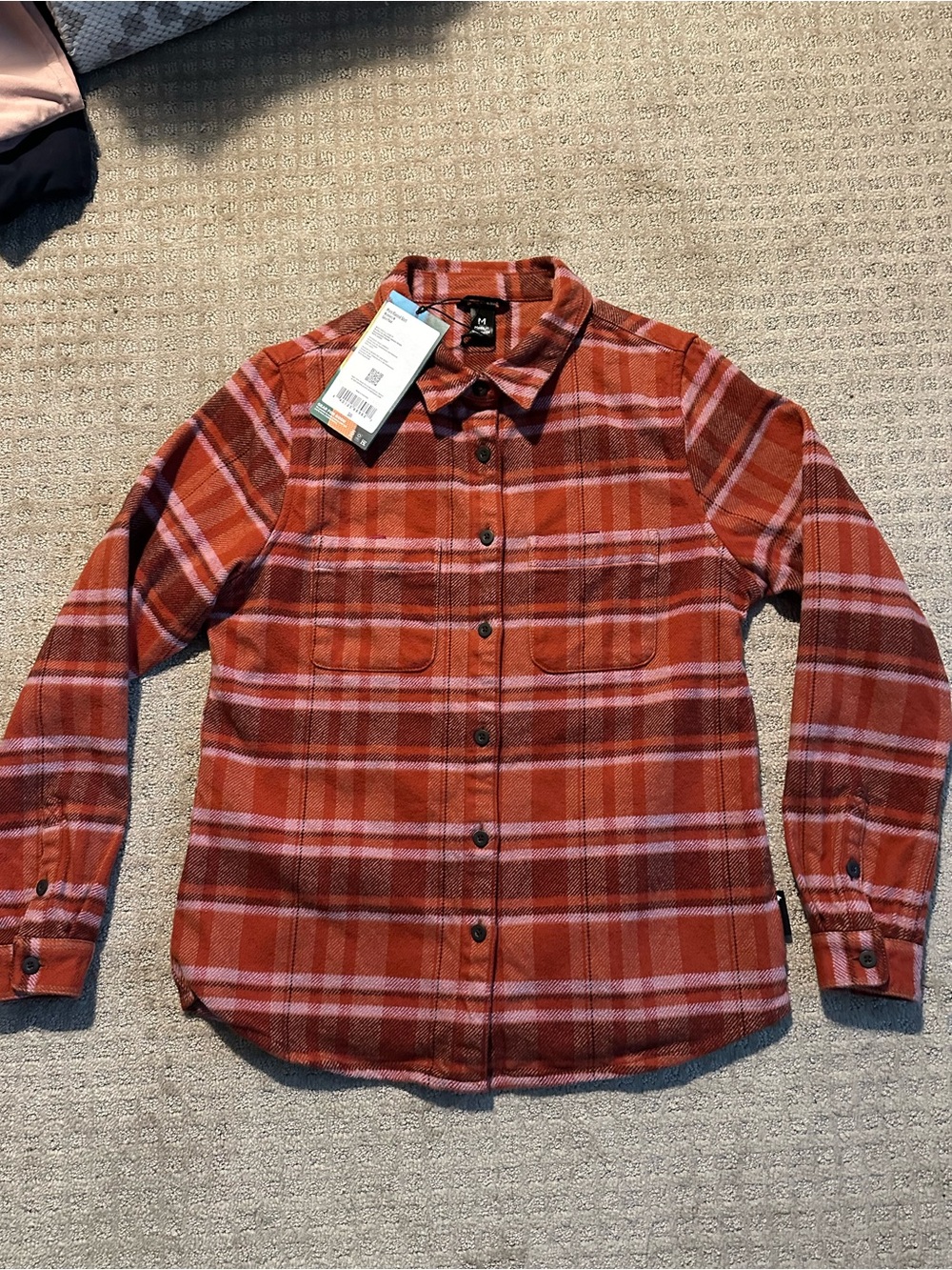 NEW Women’s Cotopaxi Mero Flannel Shirt Womens Medium Spice Plaid Red
